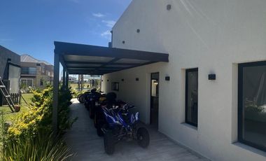 Casa en Lagos de Canning