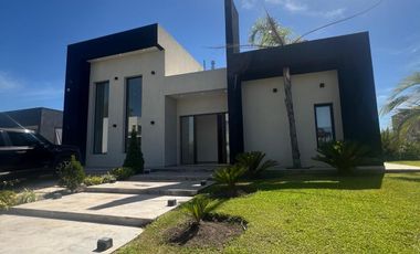 Casa en Lagos de Canning