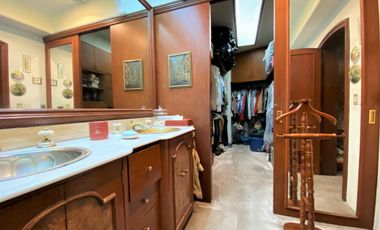 Casa en LOMAS DEL VALLE, Residencia de Lujo en Venta, Zapopan, Jalisco