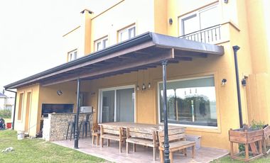 ALQUILER Casa El Cantón Puerto espejo de agua Escobar
