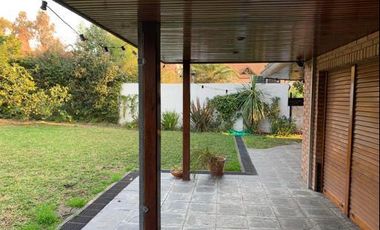 Casa en alquiler Barrio Cerrado LAS BARRANCAS con pileta
