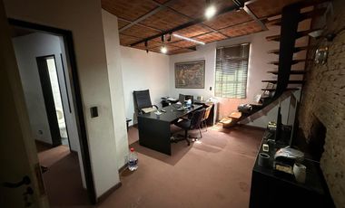 excelente esquina comercial en Lomas de Zamora Oeste