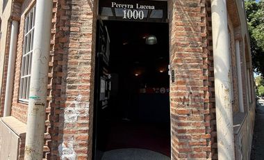 excelente esquina comercial en Lomas de Zamora Oeste