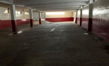 LOCAL  EN VENTA EN TRES NIVELES C/ ESTACIONAMIENTO EN FLORENCIO VARELA