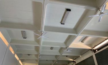 LOCAL  EN VENTA EN TRES NIVELES C/ ESTACIONAMIENTO EN FLORENCIO VARELA