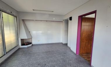 Local en Alem al 1400, Banfield