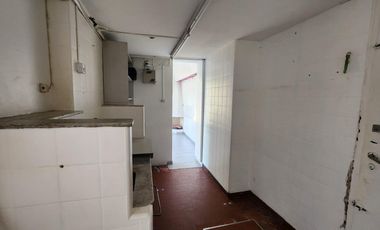 Local en Alem al 1400, Banfield