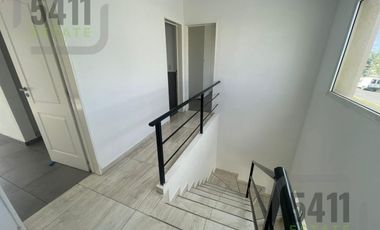 Venta / Alquiler amoblado Casa 5 ambientes en Santa Juana en Canning