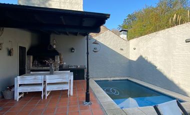 Muy linda casa en José Mármol