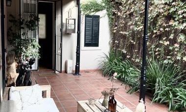 Muy linda casa en José Mármol