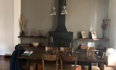 Muy linda casa en José Mármol