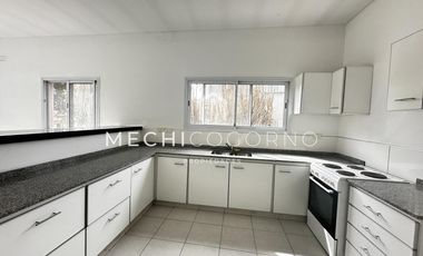 Casa en alquiler de 3 dormitorios en Santa Teresa, Villa Nueva