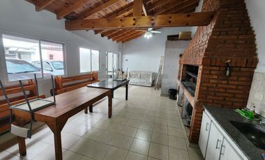 Deptos. 2 Amb. en Zona Comercial / Lanús Oeste