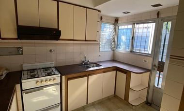 SANTILLI - PORTELA 1483 LOMAS DE ZAMORA