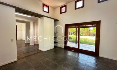 Casa 3 dormitorios en San Isidro Labrador, Villa Nueva