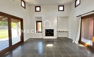 Casa 3 dormitorios en San Isidro Labrador, Villa Nueva