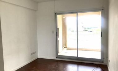 Departamento de 2 ambientes, en alquiler en  Petrel - Portezuelo