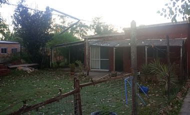 VENDE CASA Y DEPARTAMENTO EN SOLDINI