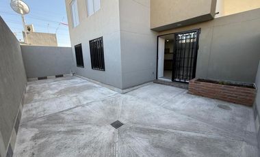 DEPA EN RENTA PLANTA BAJA CENTRAL NUVA CAMIONERA