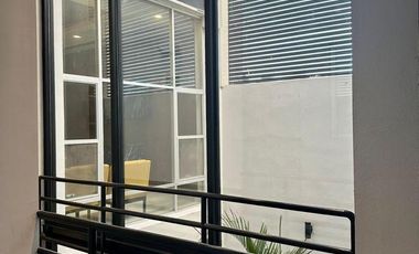 OPORTUNIDAD DE INVERSIÓN: CONSULTORIO EN VENTA EN EL CENTRO CON ESTACIONAMIENTO