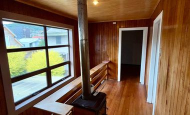 CASA CON DOBLE CALEFACCIÓN SECTOR CÉNTRICO