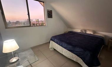 SE VENDE CASA, EN LA FLORIDA,  EXCELENTE UBICACIÓN Y PRECIO