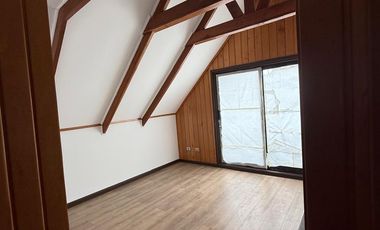 CASA EN SECTOR EXCLUSIVO DE VALDIVIA