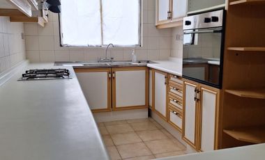 CASA EN SECTOR EXCLUSIVO DE VALDIVIA