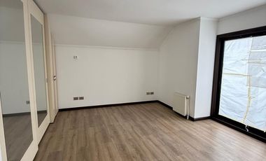 CASA EN SECTOR EXCLUSIVO DE VALDIVIA