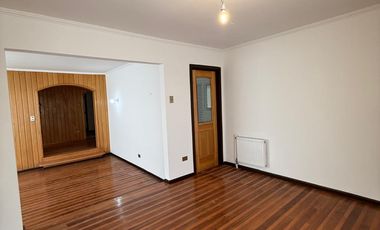 CASA EN SECTOR EXCLUSIVO DE VALDIVIA