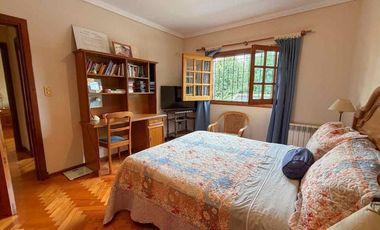 VENTA CASA 8AMB BURZACO