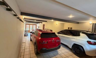 VENTA CASA 8AMB BURZACO