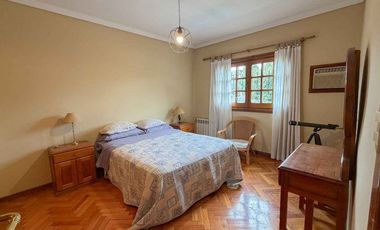 VENTA CASA 8AMB BURZACO