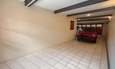 VENTA CASA 8AMB BURZACO