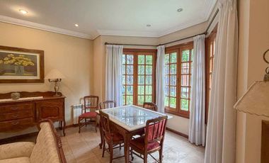 VENTA CASA 8AMB BURZACO