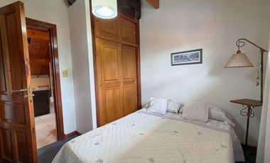 VENTA CASA 8AMB BURZACO