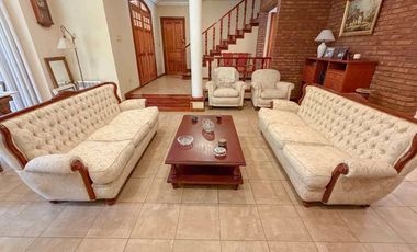 VENTA CASA 8AMB BURZACO