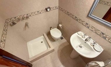 VENTA CASA 8AMB BURZACO