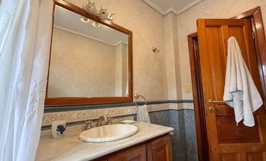 VENTA CASA 8AMB BURZACO