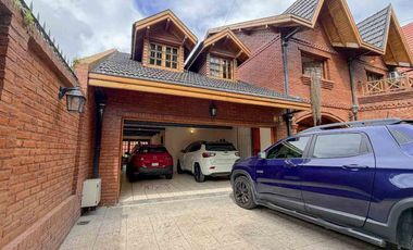 VENTA CASA 8AMB BURZACO