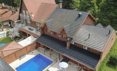 VENTA CASA 8AMB BURZACO