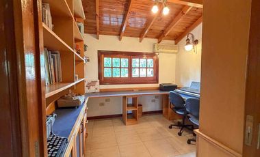 VENTA CASA 8AMB BURZACO