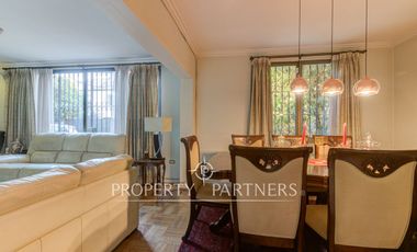 Casa en venta a pasos de plaza Julio Prado