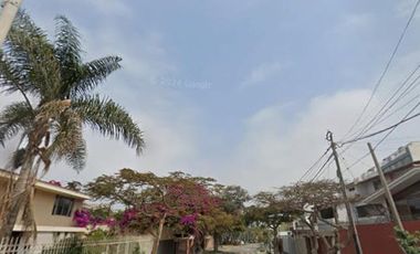 TERRENO EN VENTA EN SAN ISIDRO ¡ PARAMETROS 3 PISOS   AZOTEA!