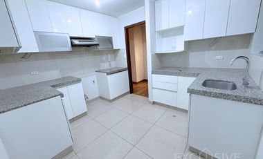DeparDEPARTAMENTO EN 2DO PISO,VISTA A JARDINES, 03 DORMITORIOS,SAN BORJAtamento