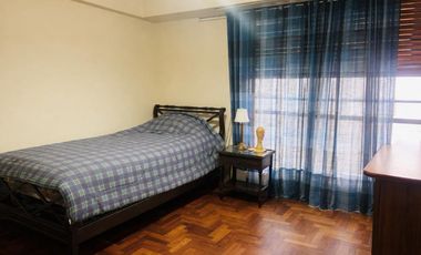 Depto 4 amb con balcón a mts Plaza Independencia