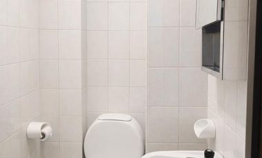 Depto 4 amb con balcón a mts Plaza Independencia