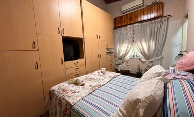 VENTA EN BLOQUE 2 CASAS EN LOTE PROPIO