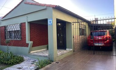 VENTA EN BLOQUE 2 CASAS EN LOTE PROPIO