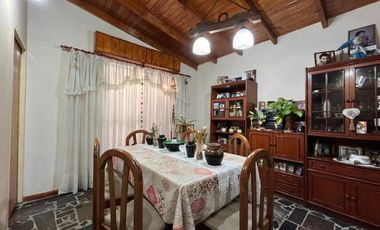 VENTA EN BLOQUE 2 CASAS EN LOTE PROPIO